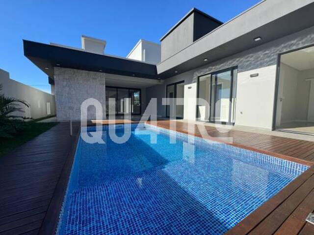#446 - Casa para Venda em Chapecó - SC - 3