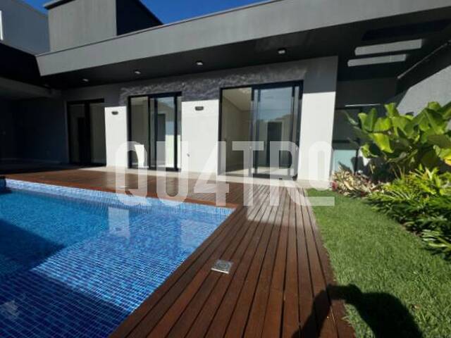 #446 - Casa para Venda em Chapecó - SC - 2